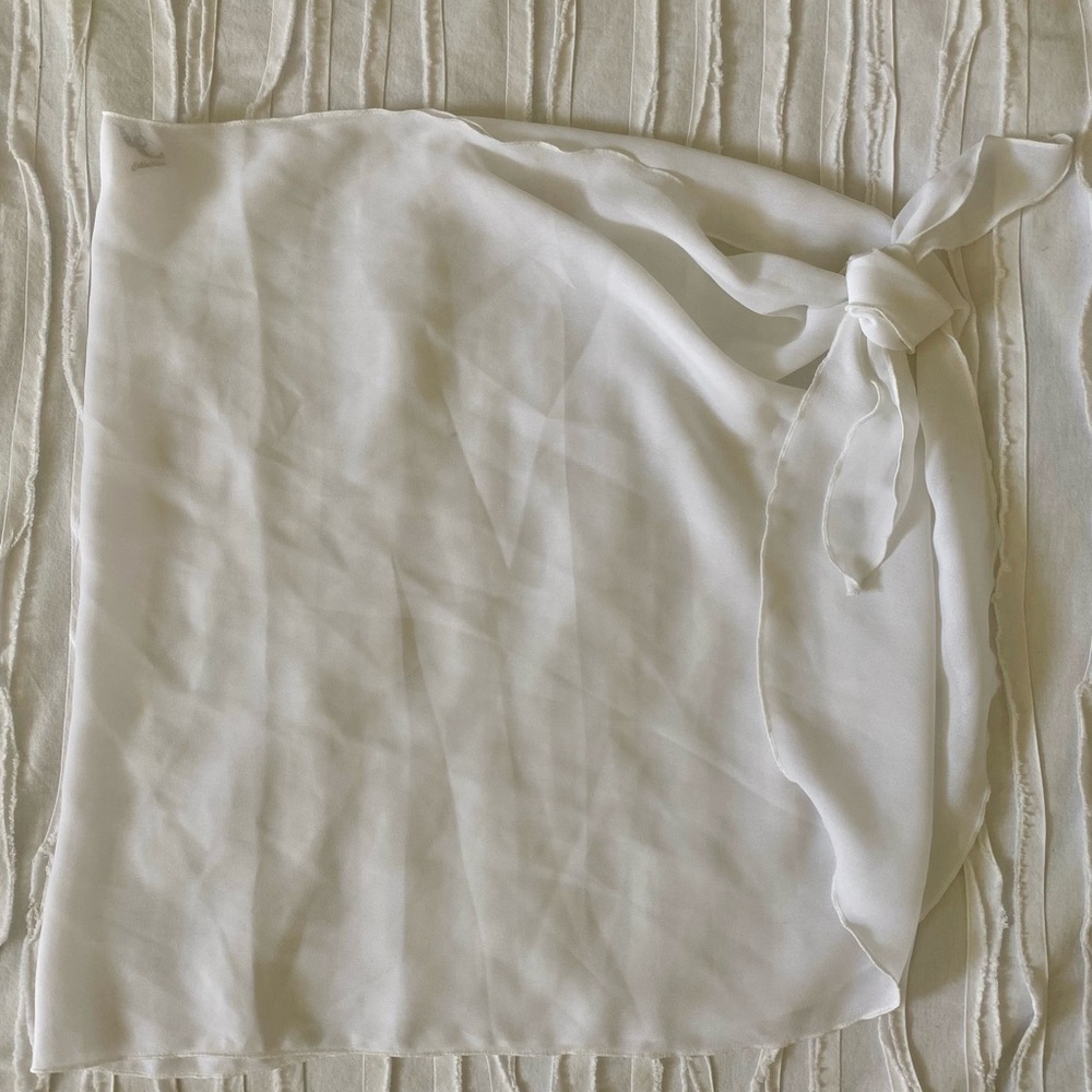 White Bride Tie Sarong